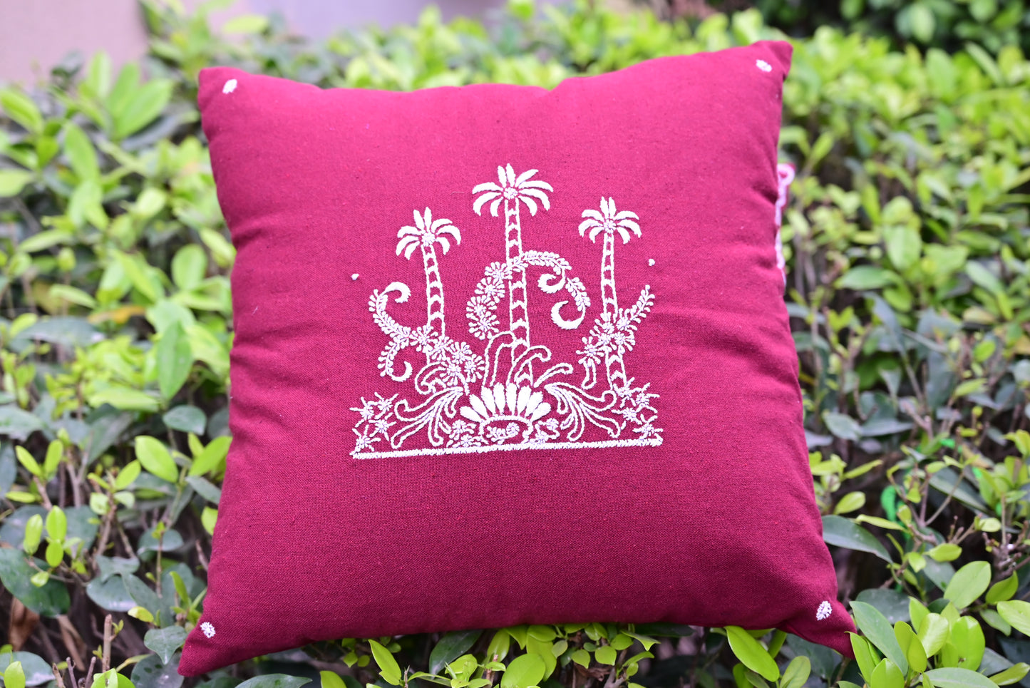 Chikankari Cushion maroon cover