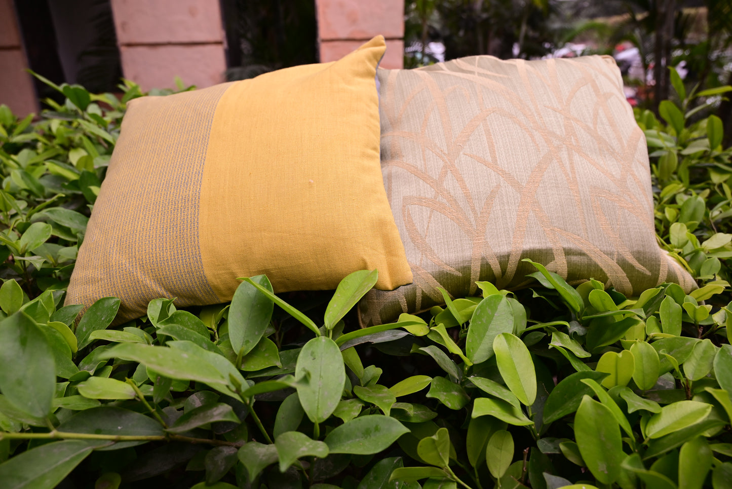 Chikankari Cushion cover