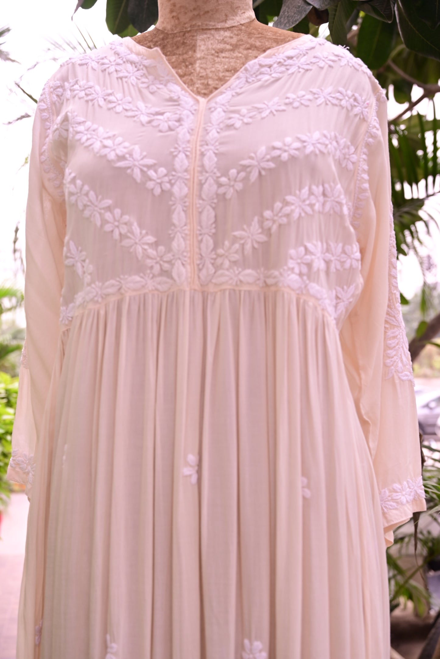 Chikaneri Top