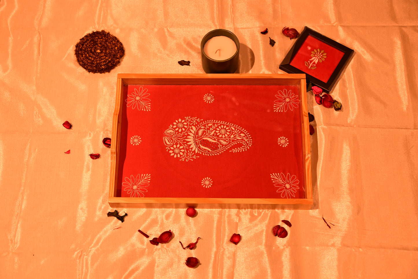 Chikankari Wooden & Glass Tray
