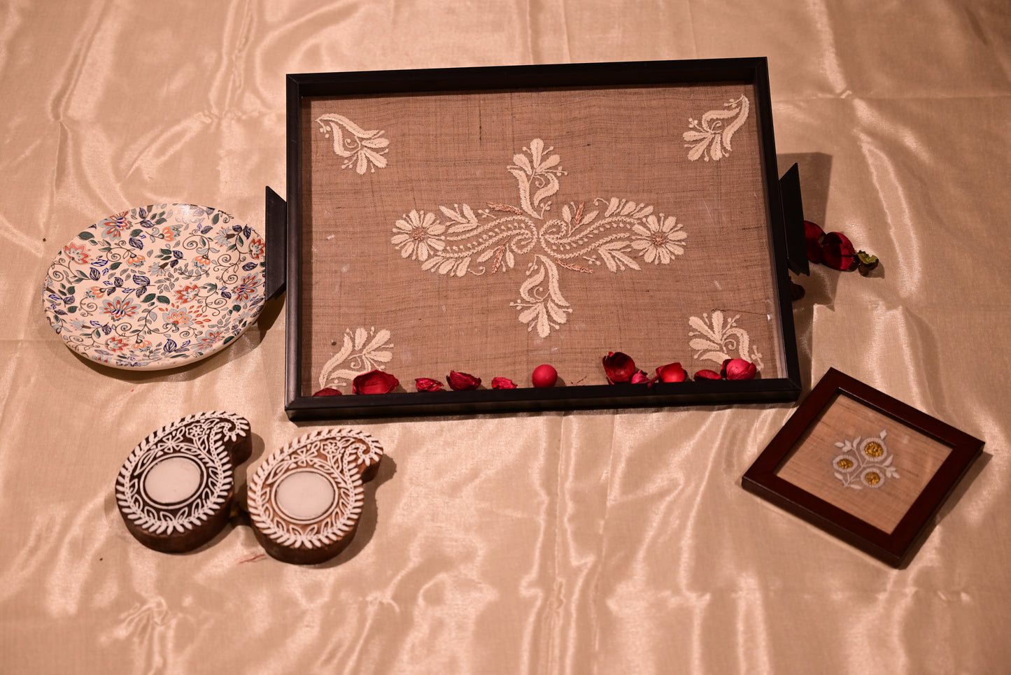Chikankari Wooden & Glass Tray