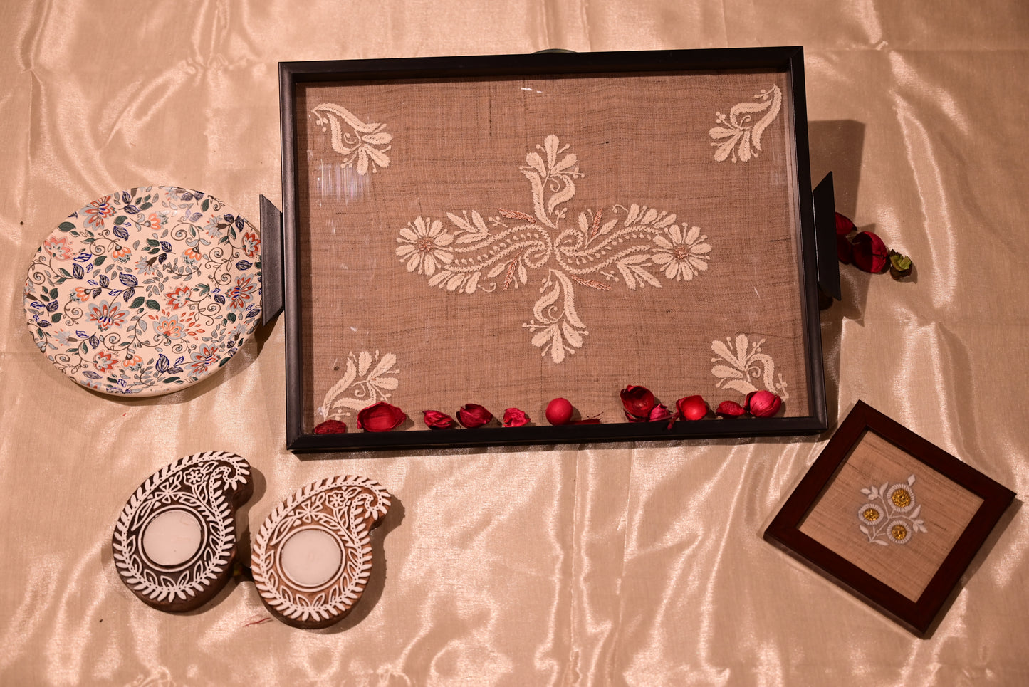 Chikankari Wooden & Glass Tray