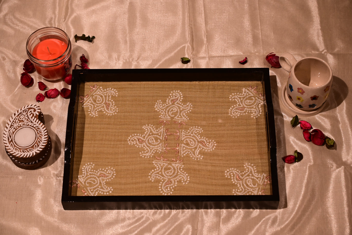 Chikankari Wooden & Glass Tray