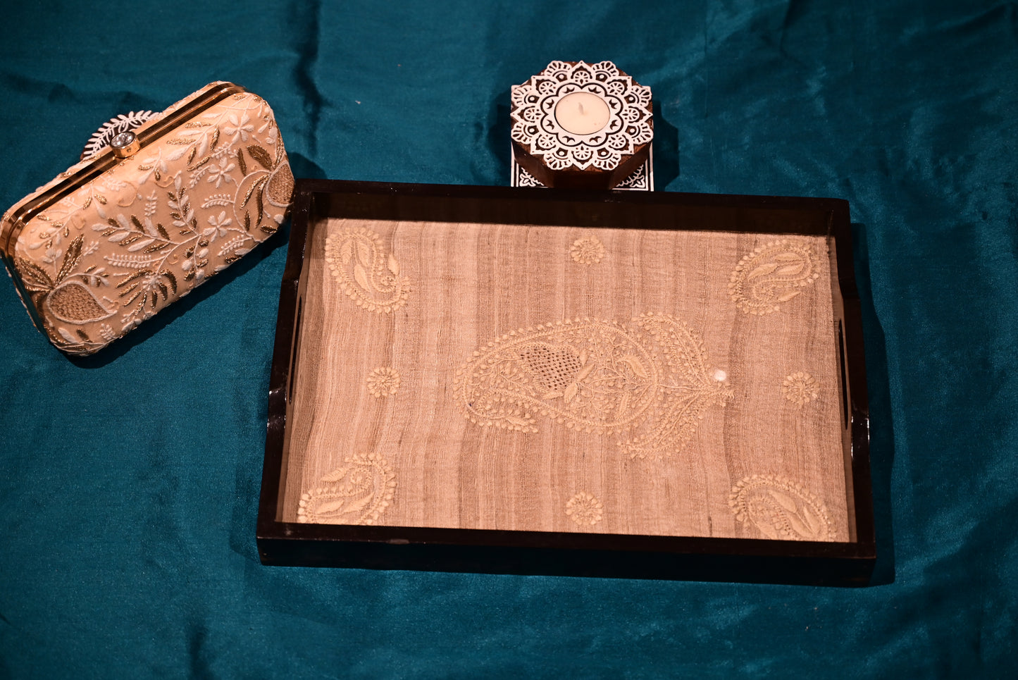 Chikankari wooden& Glass tray