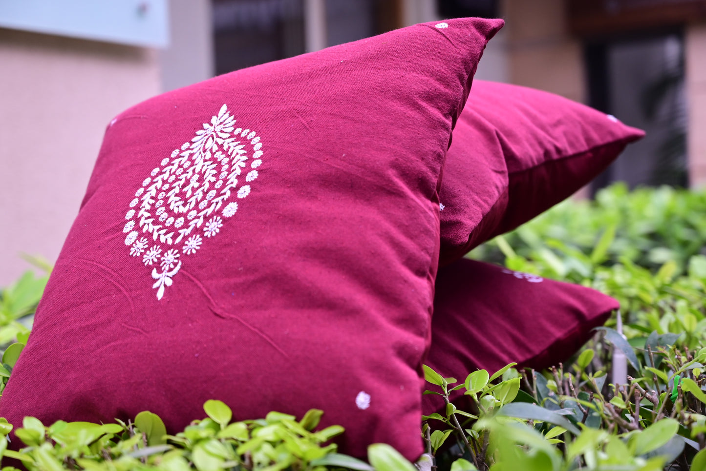 Chikankari Cushion cover